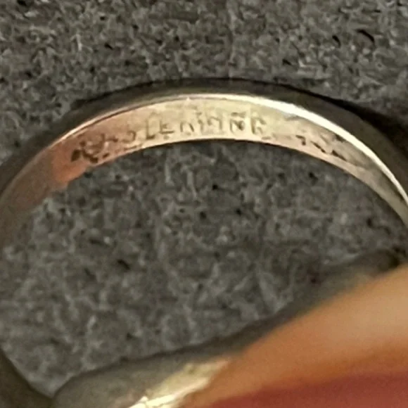 Sterling silver ring - Picture 2 of 3